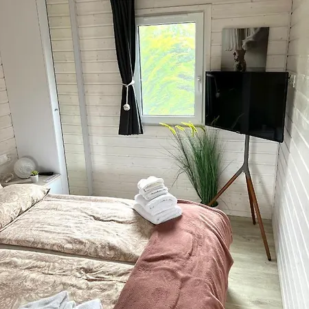 Dom wakacyjny Exklusives Rybak Mit Boxspringbetten Direkt Am Steinhuder *