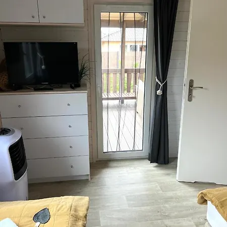 Exklusives Rybak Mit Boxspringbetten Direkt Am Steinhuder *