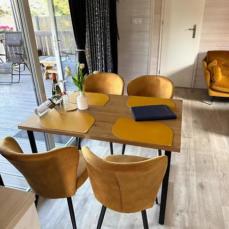 Exklusives Rybak Mit Boxspringbetten Direkt Am Steinhuder