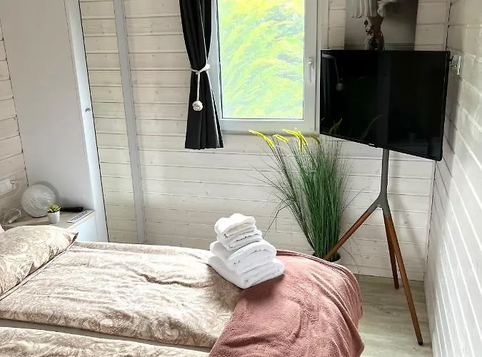 Tatil Evi Exklusives Rybak Mit Boxspringbetten Direkt Am Steinhuder *